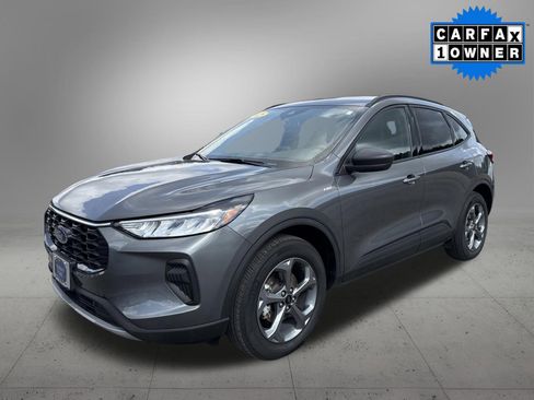 Used 2025 Ford Escape ST-Line image 1