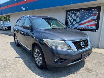 Used 2014 Nissan Pathfinder SL w/ SL Tech Package