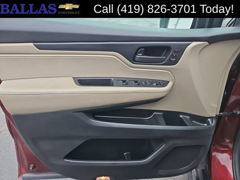 Used 2018 Honda Odyssey EX-L image 23