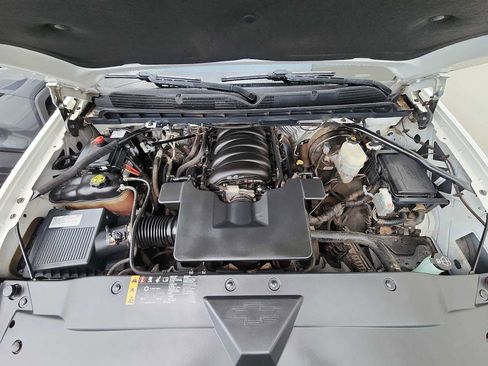 Used 2017 Chevrolet Silverado 1500 LT w/ LPO, Black Pack image 11