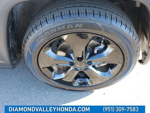 Used 2019 Jeep Compass Altitude image 25