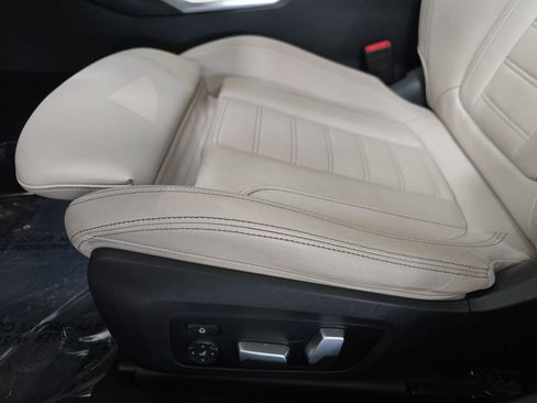 Certified 2023 BMW 330e w/ Premium Package image 28