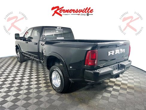 New 2026 RAM 3500 Limited w/ Towing Technology Group image 5