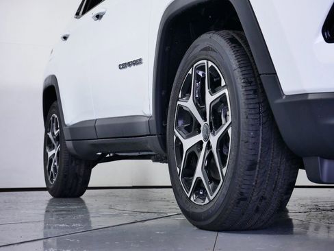 New 2025 Jeep Compass Limited image 7