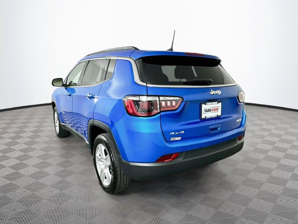 Certified 2022 Jeep Compass Latitude w/ Convenience Group AWD/4WD image 8