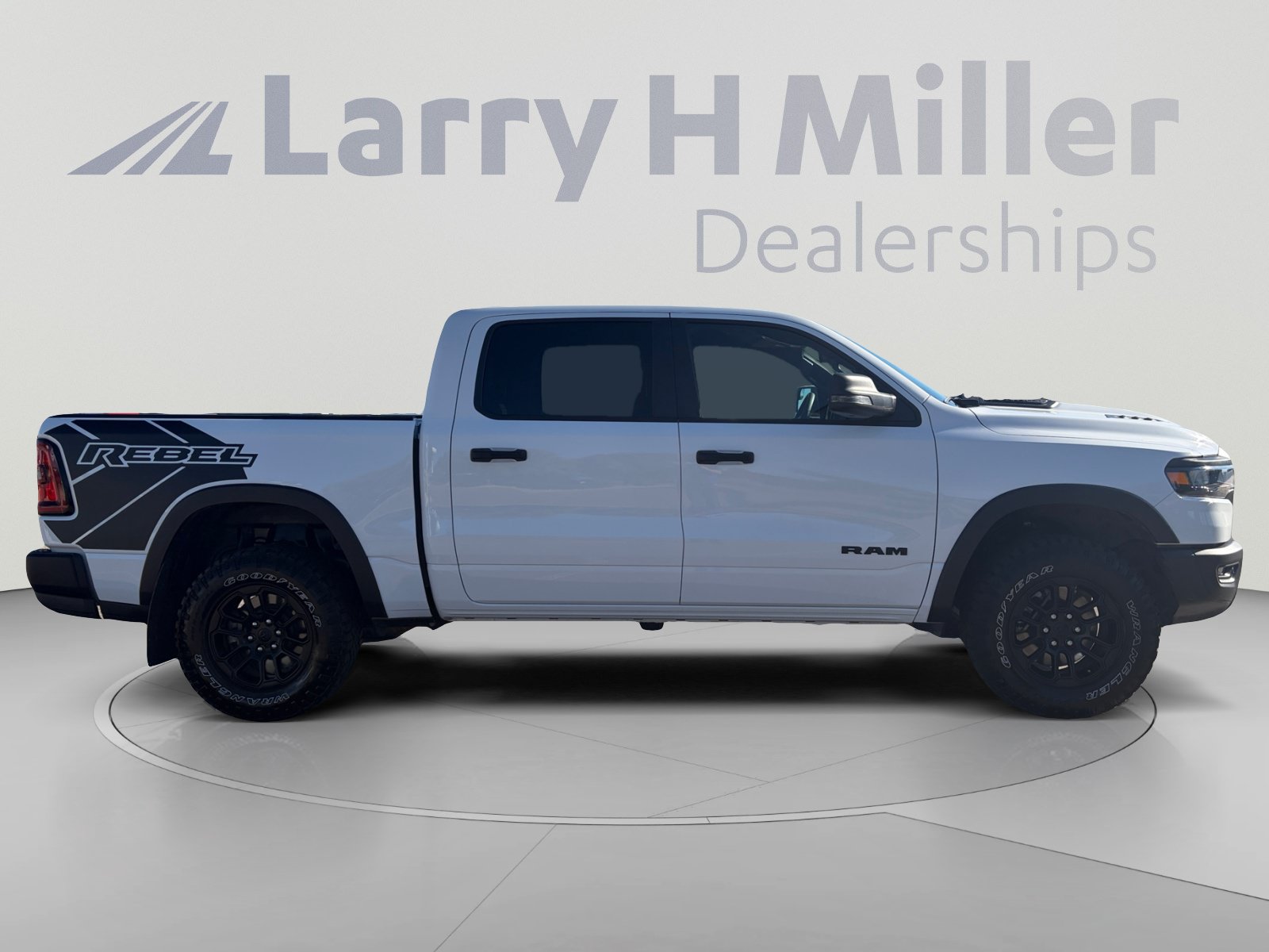 Used 2025 RAM 1500 Rebel w/ Rebel Level 1 Equipment Group AWD/4WD image 7