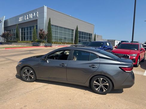 Used 2023 Nissan Sentra SV FWD image 1