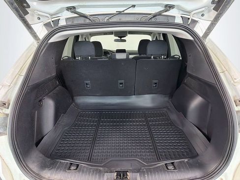 Used 2022 Ford Escape SE FWD image 24