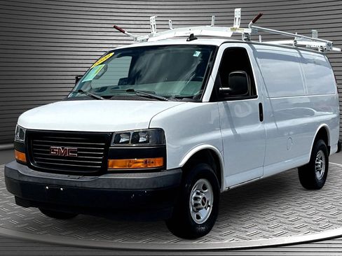 Used 2020 GMC Savana 2500 w/ Driver Convenience Package RWD image 3