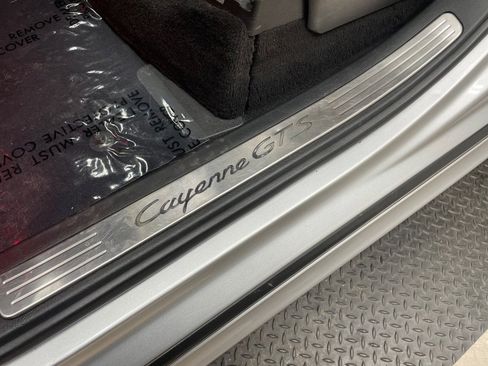 Used 2010 Porsche Cayenne GTS AWD/4WD image 11