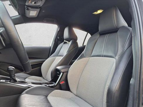 Used 2023 Toyota Corolla XSE FWD image 15