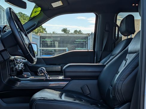 Used 2022 Ford F150 XLT w/ Equipment Group 302A High AWD/4WD image 26