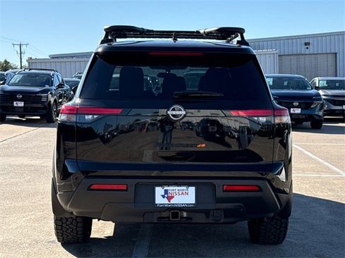 Certified 2025 Nissan Pathfinder Rock Creek image 8