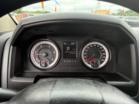 Used 2018 RAM 3500 Tradesman w/ Chrome Appearance Group image 16