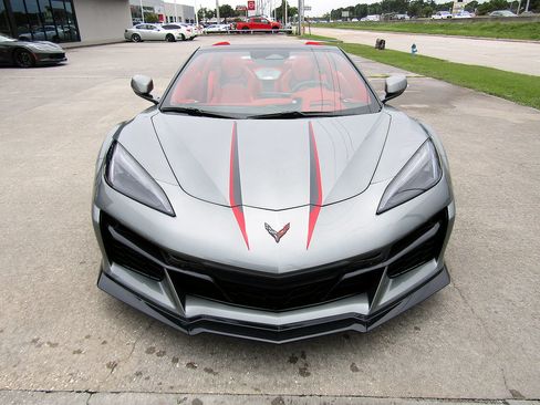 Used 2024 Chevrolet Corvette Z06 w/ Stealth Interior Trim Package RWD image 2