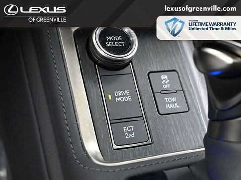 Used 2024 Lexus GX 550 w/ Accessory Package (Z1) AWD/4WD image 19