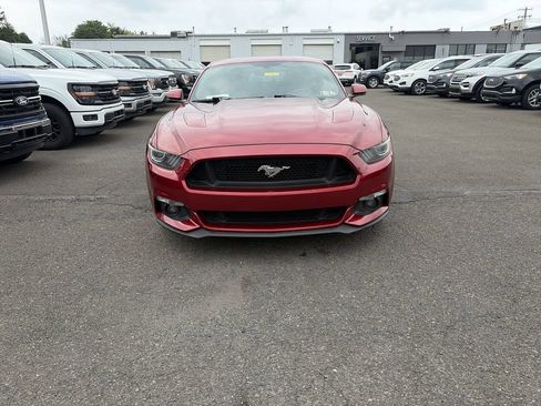Used 2016 Ford Mustang GT Premium RWD image 8