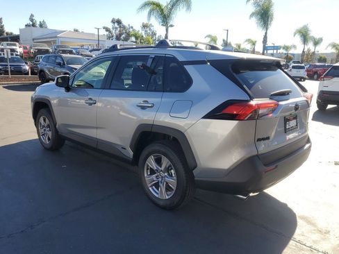 New 2025 Toyota RAV4 LE image 5