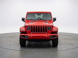 Used 2025 Jeep Wrangler Sahara video 1