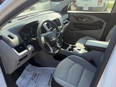Used 2023 GMC Terrain SLE w/ Driver Convenience Package AWD/4WD image 9