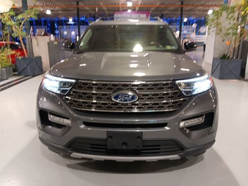 Used 2022 Ford Explorer King Ranch w/ Technology Package AWD/4WD image 10
