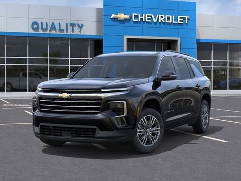 New 2026 Chevrolet Traverse LT w/ Driver Confidence Package FWD image 6