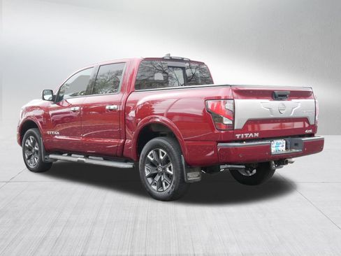 Used 2023 Nissan Titan Platinum Reserve w/ Moonroof Package image 5