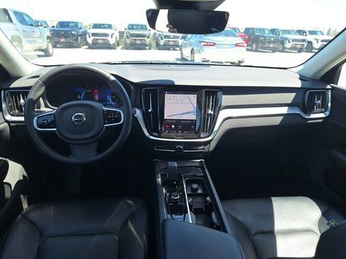 Used 2024 Volvo S60 B5 Core FWD image 16