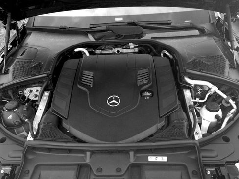 Used 2022 Mercedes-Benz S 580 4MATIC Sedan image 32