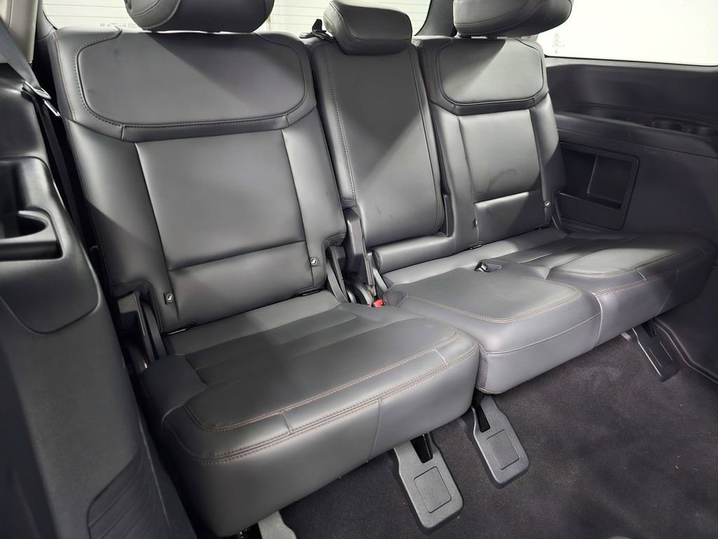 Used 2025 Ford Expedition Active AWD/4WD image 25