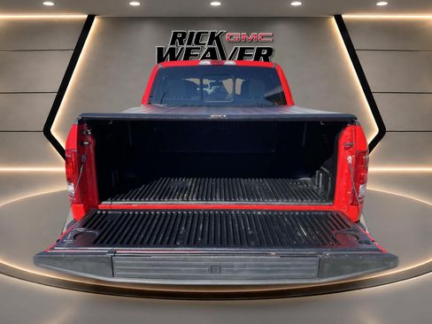 Used 2017 Ford F150 XLT w/ Equipment Group 302A Luxury AWD/4WD image 29