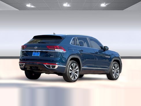 Used 2021 Volkswagen Atlas Cross Sport SEL R-Line AWD/4WD image 9