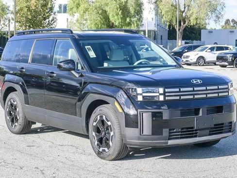 New 2026 Hyundai Santa Fe SEL image 3