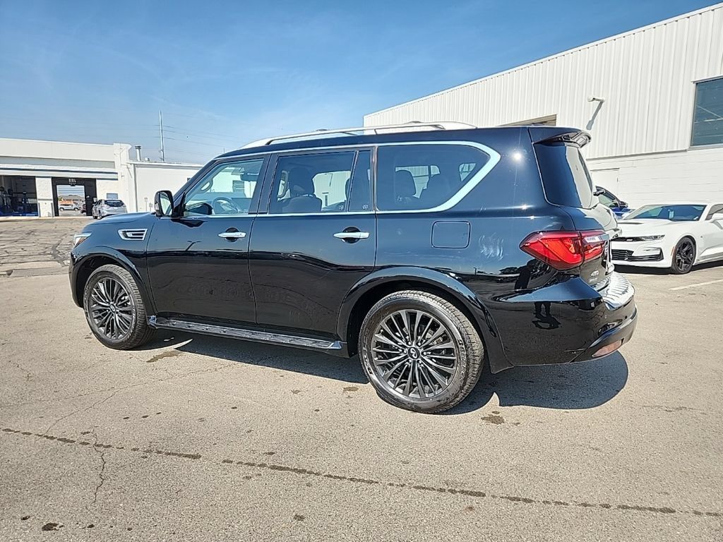 Used 2023 INFINITI QX80 Premium Select w/ Cargo Package AWD/4WD image 10