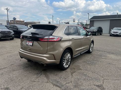 Used 2021 Ford Edge Titanium w/ Equipment Group 301A AWD/4WD image 6