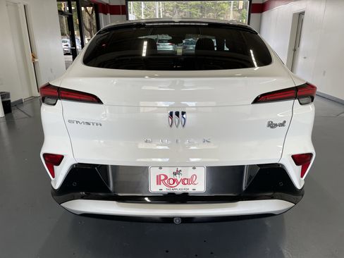 New 2026 Buick Envista Sport Touring image 5