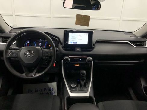 Used 2024 Toyota RAV4 LE image 14