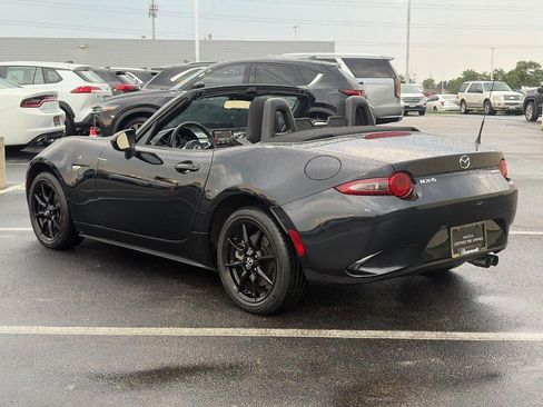 Certified 2022 MAZDA MX-5 Miata Sport RWD image 9