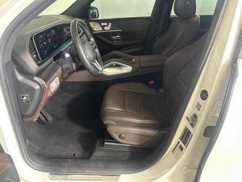 Certified 2023 Mercedes-Benz GLE 350 w/ Premium Package image 9