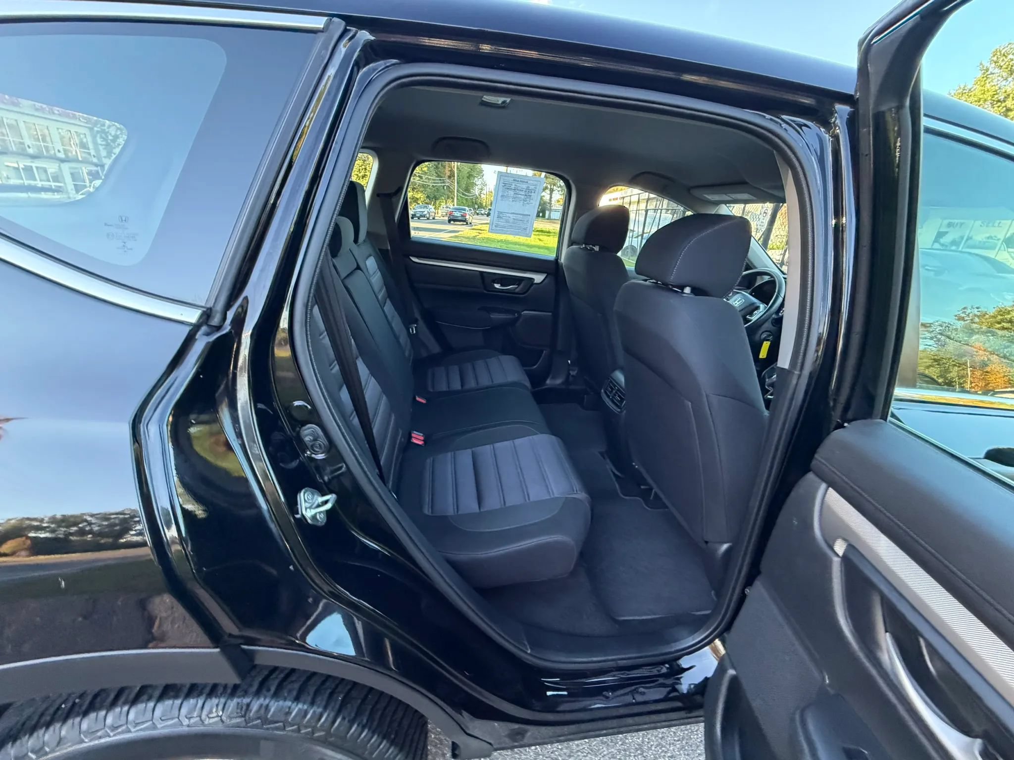 Used 2019 Honda CR-V LX image 16