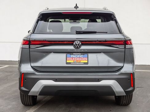 New 2026 Volkswagen Tiguan S FWD image 4