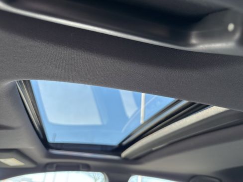 Used 2019 Honda Civic EX image 12