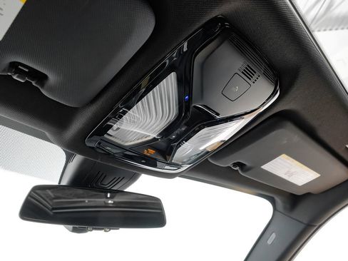 Used 2019 BMW X5 xDrive40i w/ M Sport Package image 28