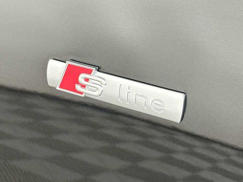 Used 2019 Audi A4 2.0T Premium Plus w/ Premium Plus Package image 33