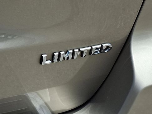 Used 2014 Jeep Grand Cherokee Limited AWD/4WD image 30