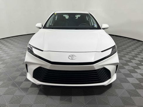 Used 2025 Toyota Camry LE FWD image 2
