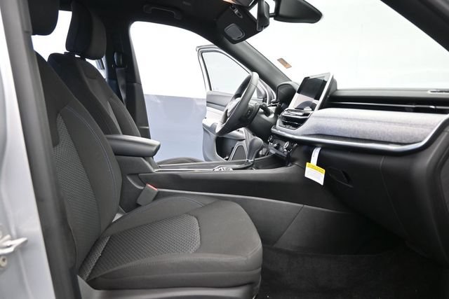 Used 2025 Jeep Compass Sport w/ Mopar Graphics Package AWD/4WD image 22