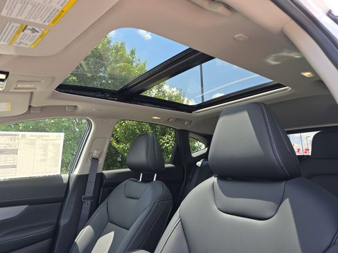 New 2025 Nissan Murano SL image 4