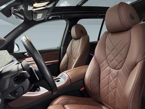 Used 2023 BMW X5 sDrive40i w/ Parking Assistance Package image 14