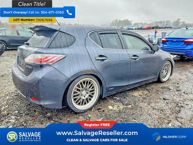 Used 2011 Lexus CT 200h Premium w/ Premium Audio Pkg FWD image 4